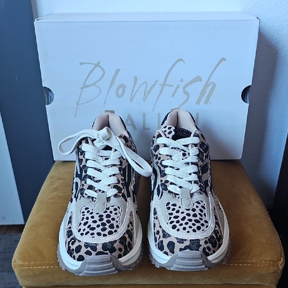 ●●BLOWFISH MALIBU LEOPARD SNEAKERS SIZE 9.5 NIB●● - Picture 2 of 7